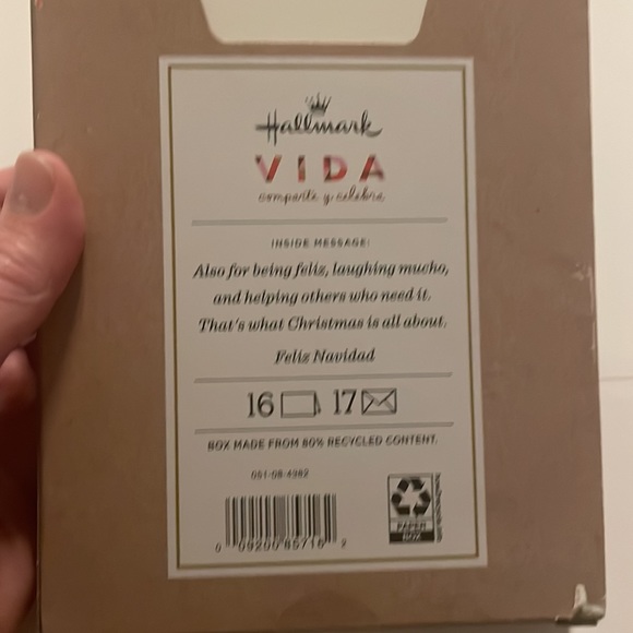 Hallmark Vida Christmas Cards 'TIS THE SEASON FOR TAMALES' Target Exclusive 16ct - Picture 3 of 3